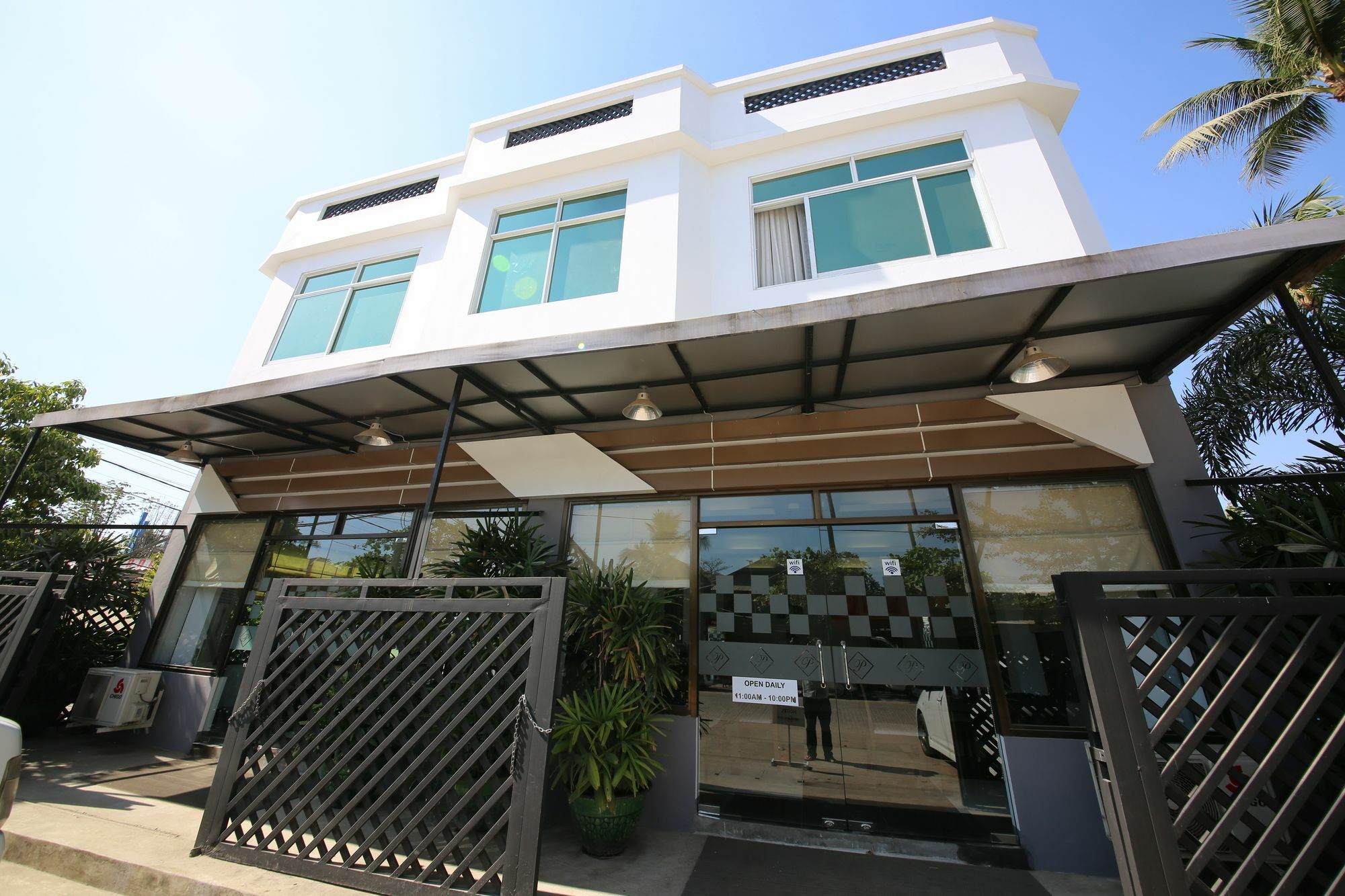 Hotel 72 Yangon Eksteriør bilde