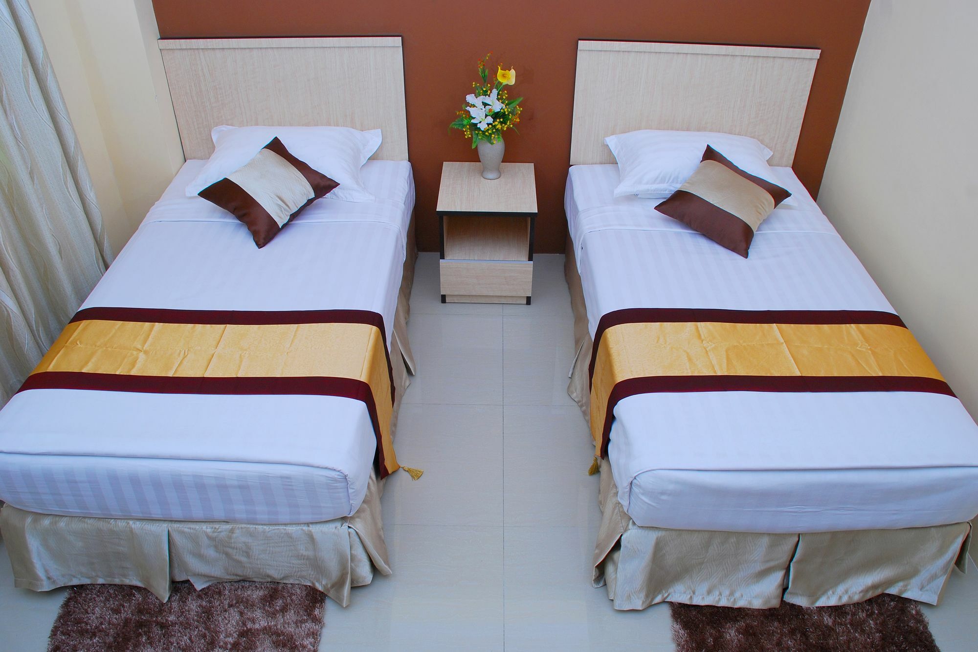 Hotel 72 Yangon Eksteriør bilde