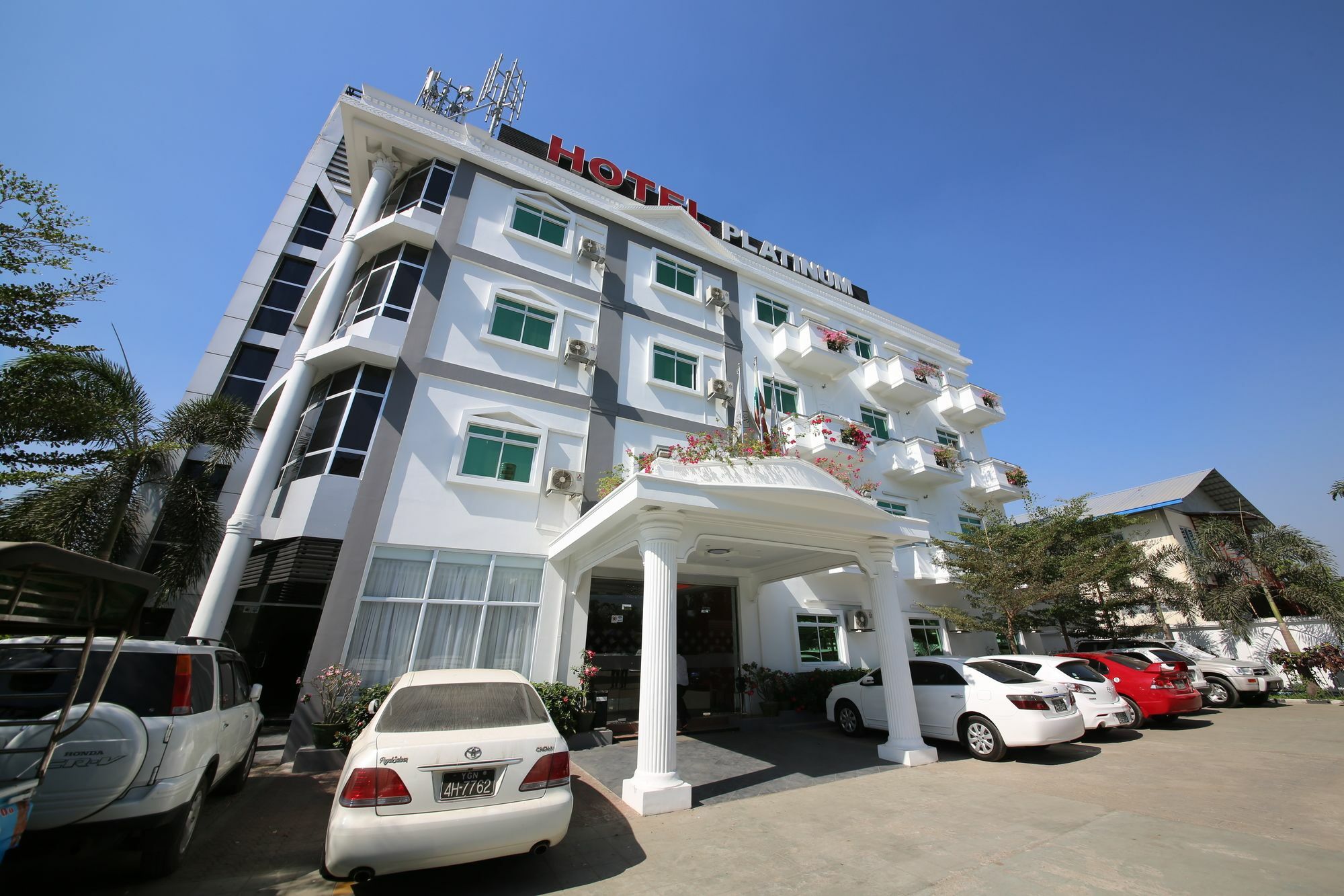 Hotel 72 Yangon Eksteriør bilde